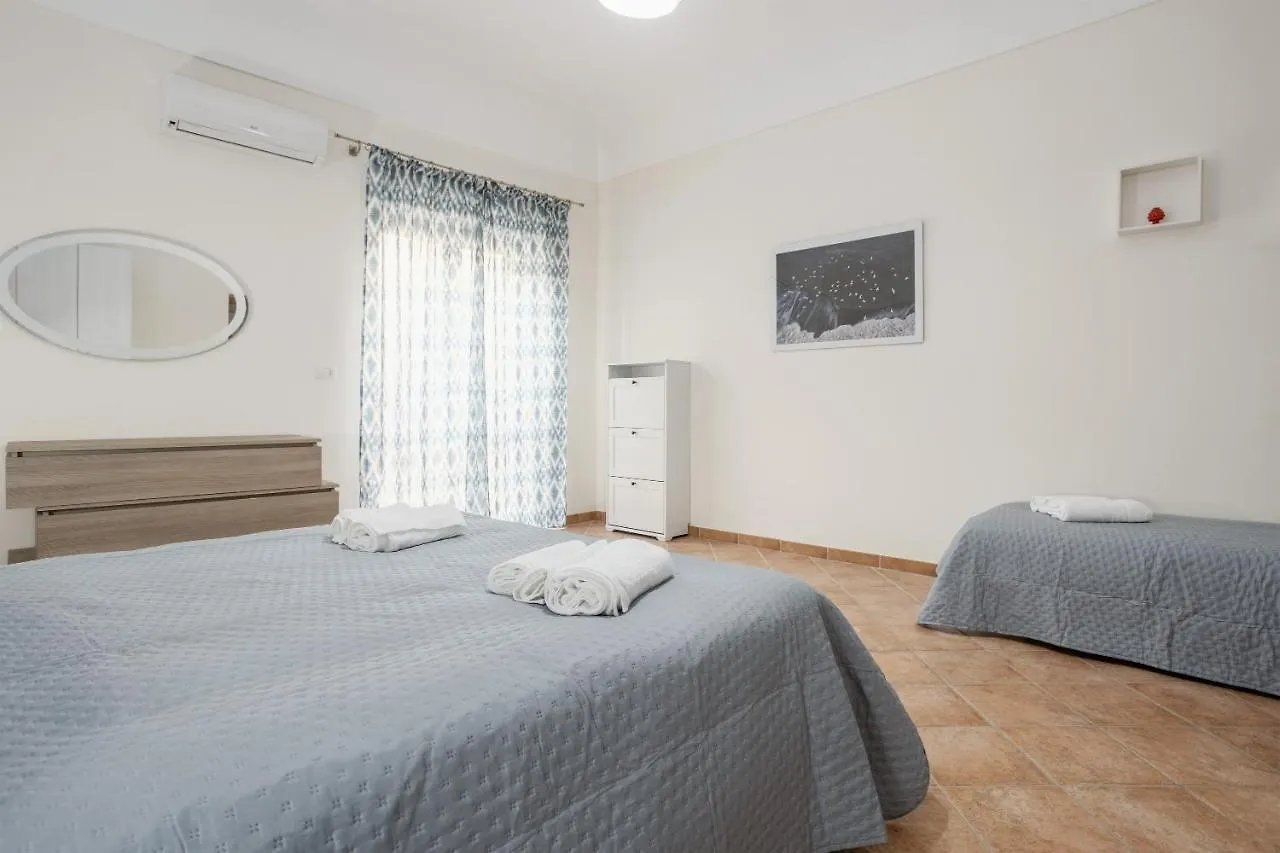 La Casa Di Faby Apartment Palermo 0*,